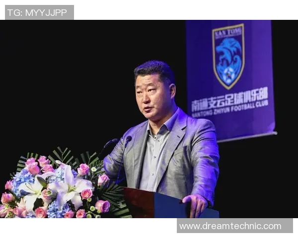 武汉足球队实力之争引发热议球迷观点各异探讨未来发展方向